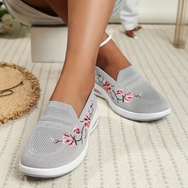 Hot Special Discount 70 OFFWomens breathable embroidered shoes soft comfortable - Image 5